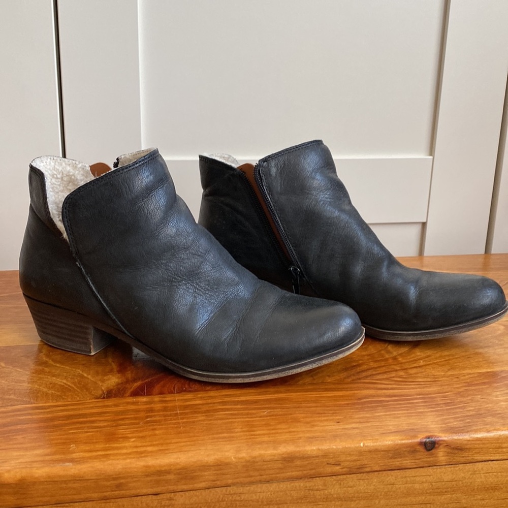 Lucky brand black booties